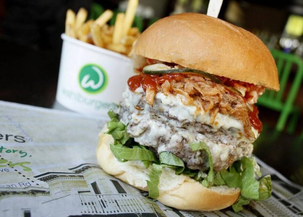 Wahlburgers | restaurant | 8615 Sunset Blvd, West Hollywood, CA 90069, USA | 4242763160 OR +1 424-276-3160
