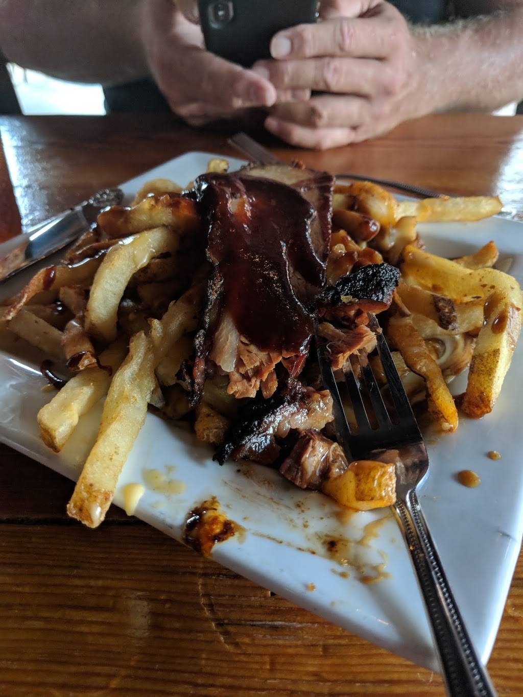 Old Crow Smokehouse | restaurant | 3506 N Clark St, Chicago, IL 60657, USA | 7735374452 OR +1 773-537-4452