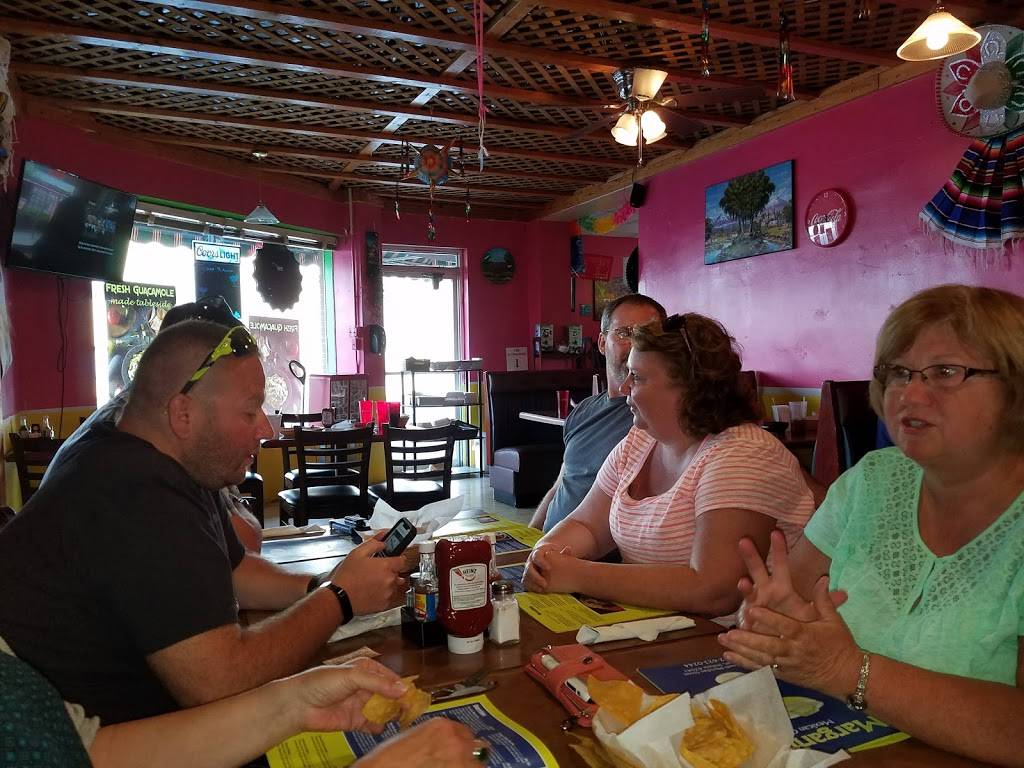 Margaritas Mexican Grill | restaurant | 104 S Meridian St, Sunman, IN 47041, USA | 8126230244 OR +1 812-623-0244