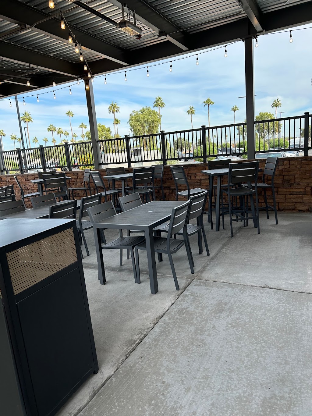 White Castle | restaurant | 8735 S Jewel St, Tempe, AZ 85284, USA | 6232732546 OR +1 623-273-2546