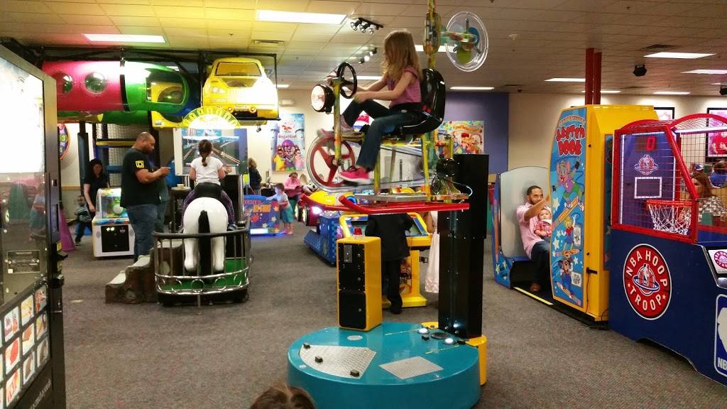 Chuck E. Cheese | restaurant | 1555 E New Circle Rd, Lexington, KY 40509, USA | 8592681800 OR +1 859-268-1800
