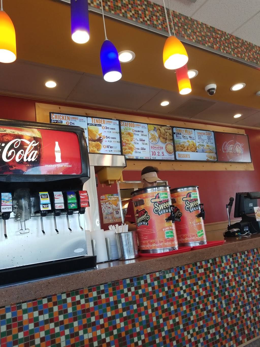 Popeyes Louisiana Kitchen | restaurant | 21700 Norwalk Blvd, Hawaiian Gardens, CA 90716, USA | 5624259285 OR +1 562-425-9285