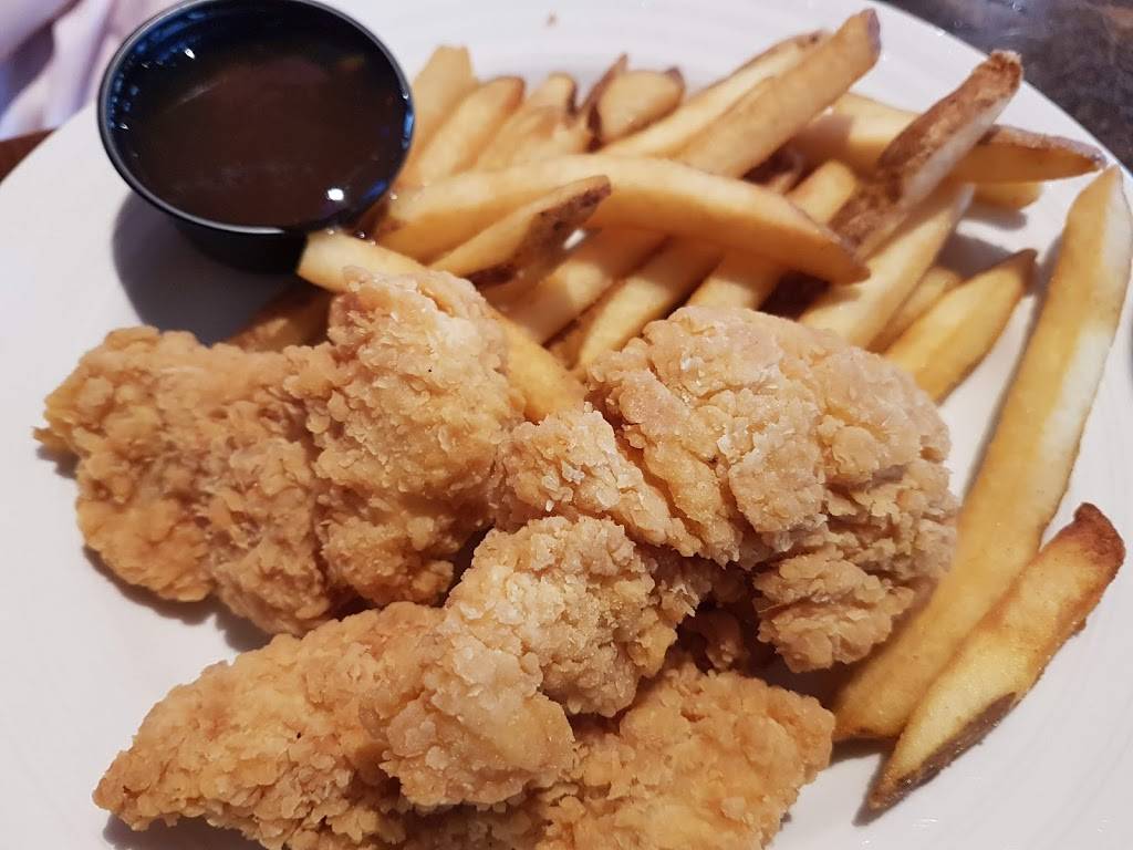 East Side Marios Scarborough | restaurant | 12 Lebovic Ave Unit 9, Scarborough, ON M1L 4V9, Canada | 4162856626 OR +1 416-285-6626