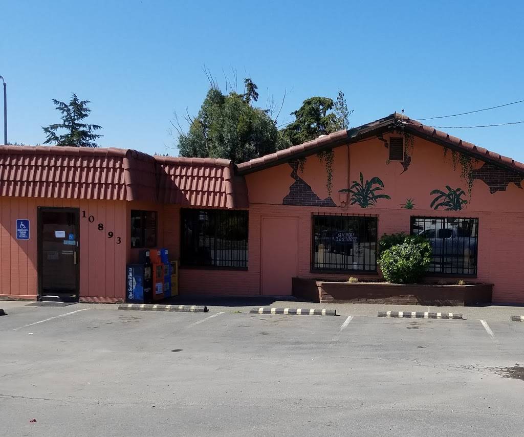 Fiesta Jalisco Mexican Restaurant | restaurant | 10893 Rhody Dr, Port Hadlock-Irondale, WA 98339, USA | 3603855285 OR +1 360-385-5285