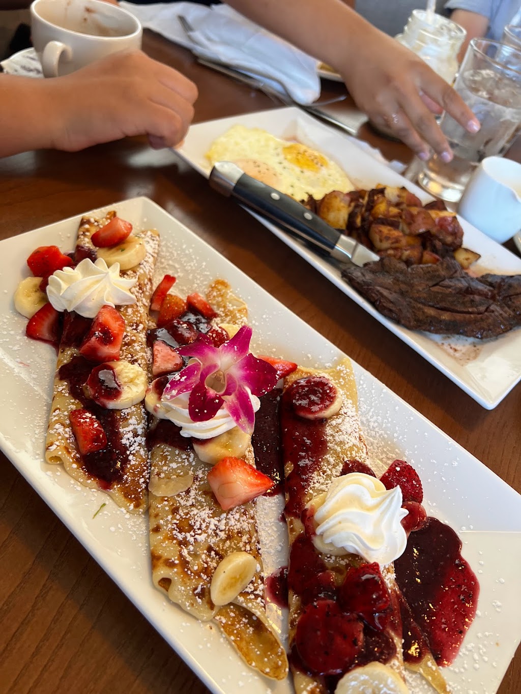 Lake St Cafe | restaurant | 501 E Lake St, Addison, IL 60101, USA | 6304780380 OR +1 630-478-0380