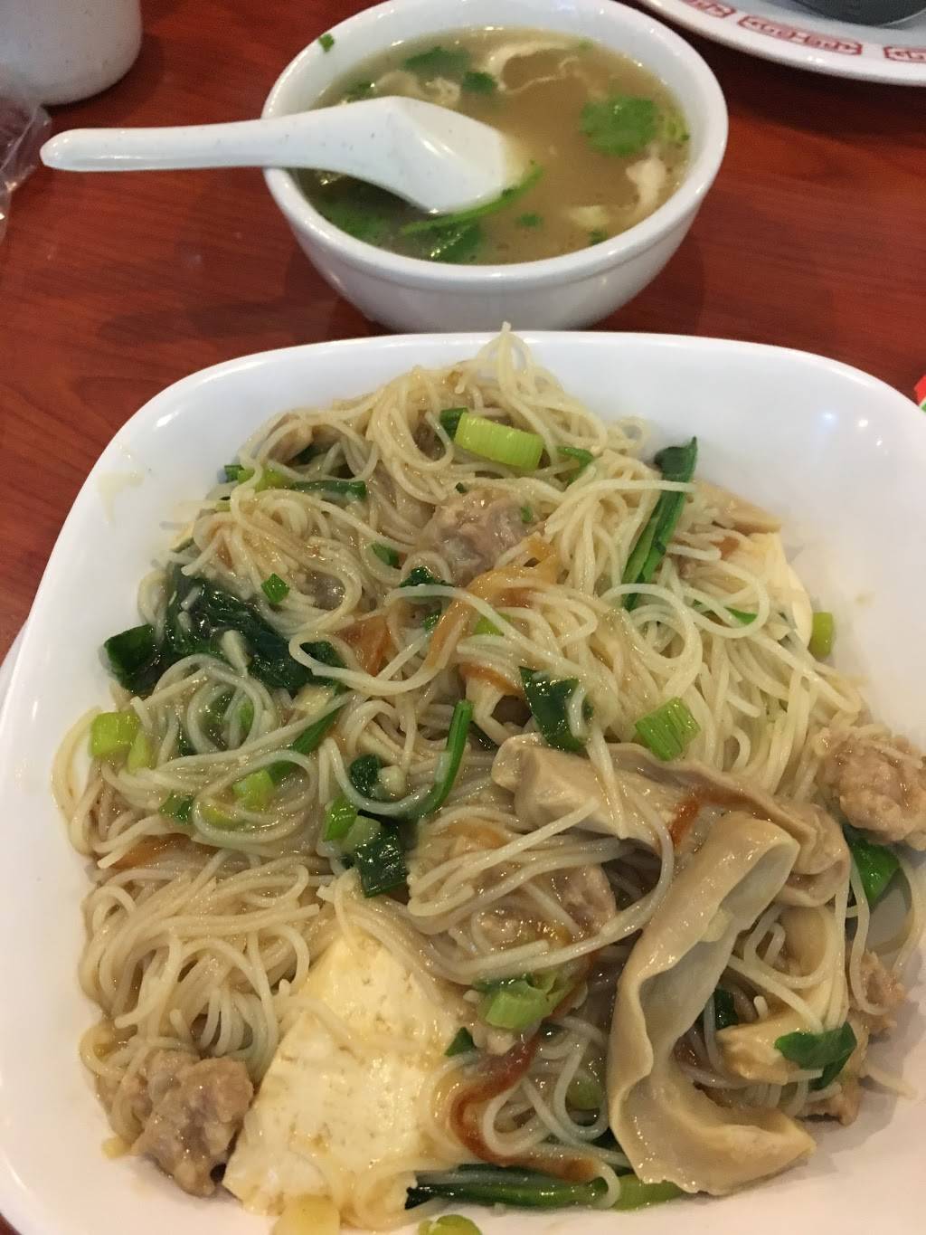 MiMis Asian Restaurant | restaurant | 8055 Madison Ave, Indianapolis, IN 46227, USA | 3178932751 OR +1 317-893-2751