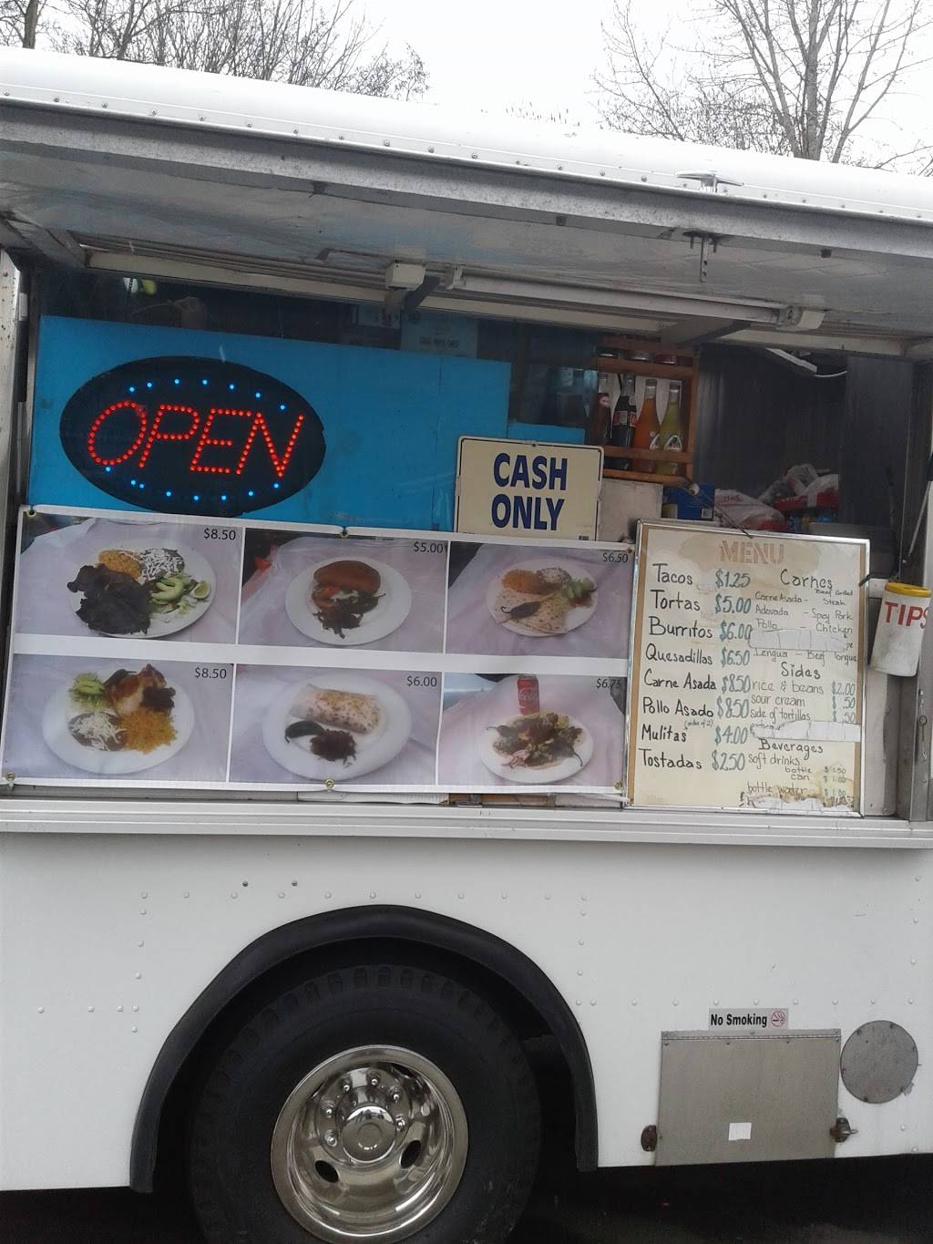 El Rey Del Taco | restaurant | 7184 Sylvan Way SW, Seattle, WA 98106, USA | 2063801944 OR +1 206-380-1944