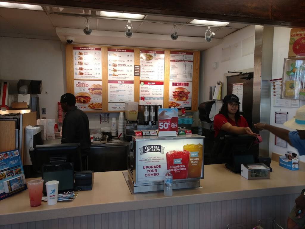 Wendys | restaurant | 5425 Silver Hill Rd, District Heights, MD 20747, USA | 3015680088 OR +1 301-568-0088