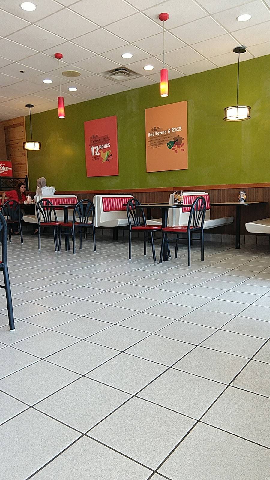 Popeyes Louisiana Kitchen | restaurant | 18074 Mateny Rd, Germantown, MD 20874, USA | 3015408380 OR +1 301-540-8380