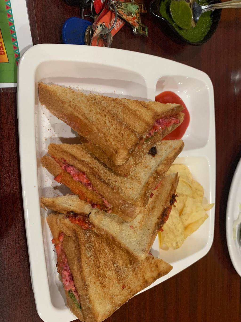 Rajs Kitchen | restaurant | 9609 N Tryon St unit-a, Charlotte, NC 28262, USA | 9809995511 OR +1 980-999-5511