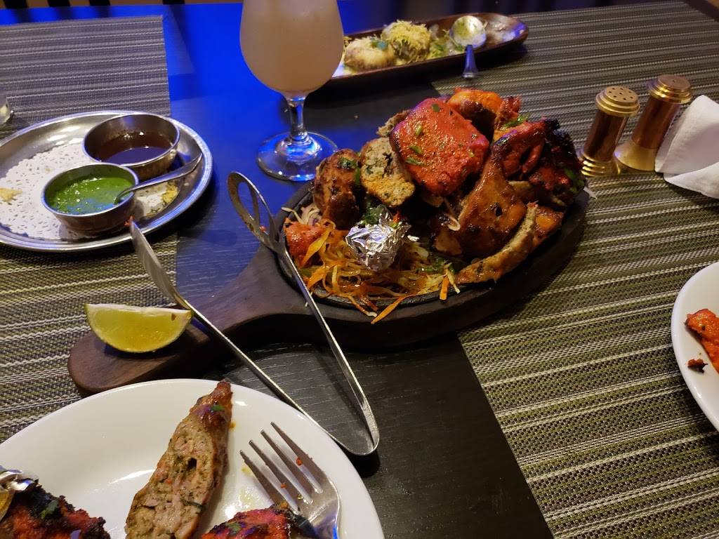 Mirch Masala Authentic Indian Restaurant | restaurant | 263 Queen St E #19, Brampton, ON L6W 4K6, Canada | 9052167322 OR +1 905-216-7322