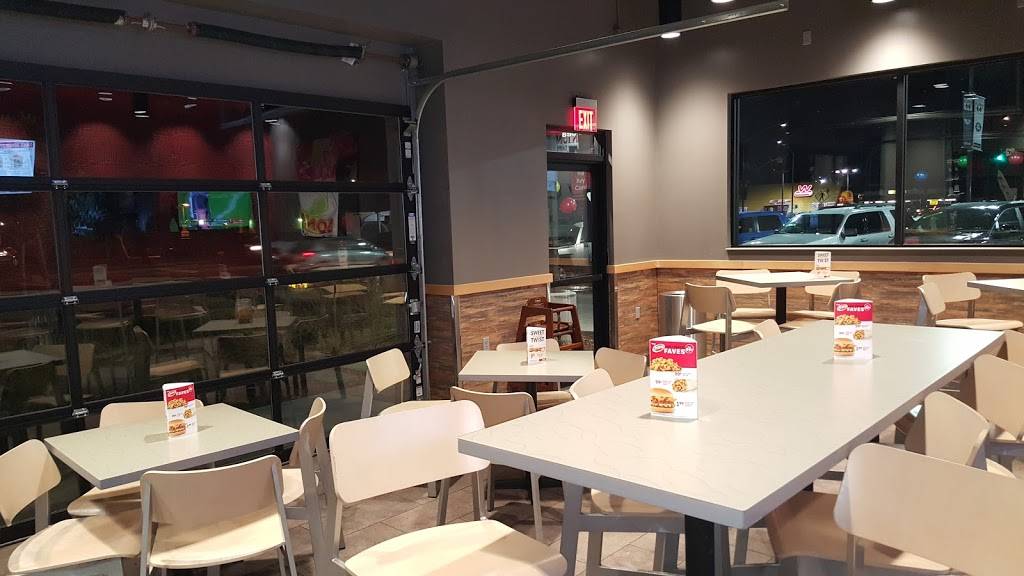 Sonic Drive-In | restaurant | 2736 Garnet Ave, San Diego, CA 92109, USA | 8582307710 OR +1 858-230-7710