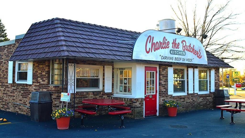 Charlie the Butchers Kitchen | restaurant | 1065 Wehrle Dr, Williamsville, NY 14221, USA | 7166338330 OR +1 716-633-8330