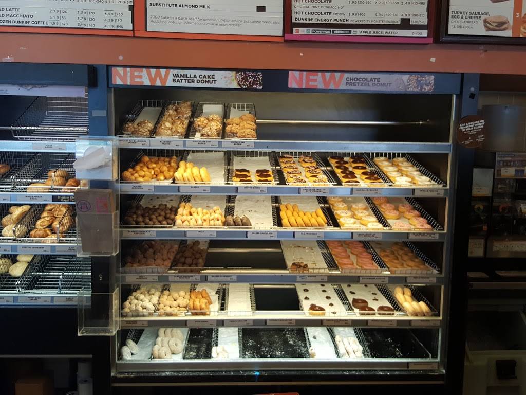 Dunkin | cafe | 2307 James L Redman Pkwy, Plant City, FL 33563, USA | 8136591300 OR +1 813-659-1300