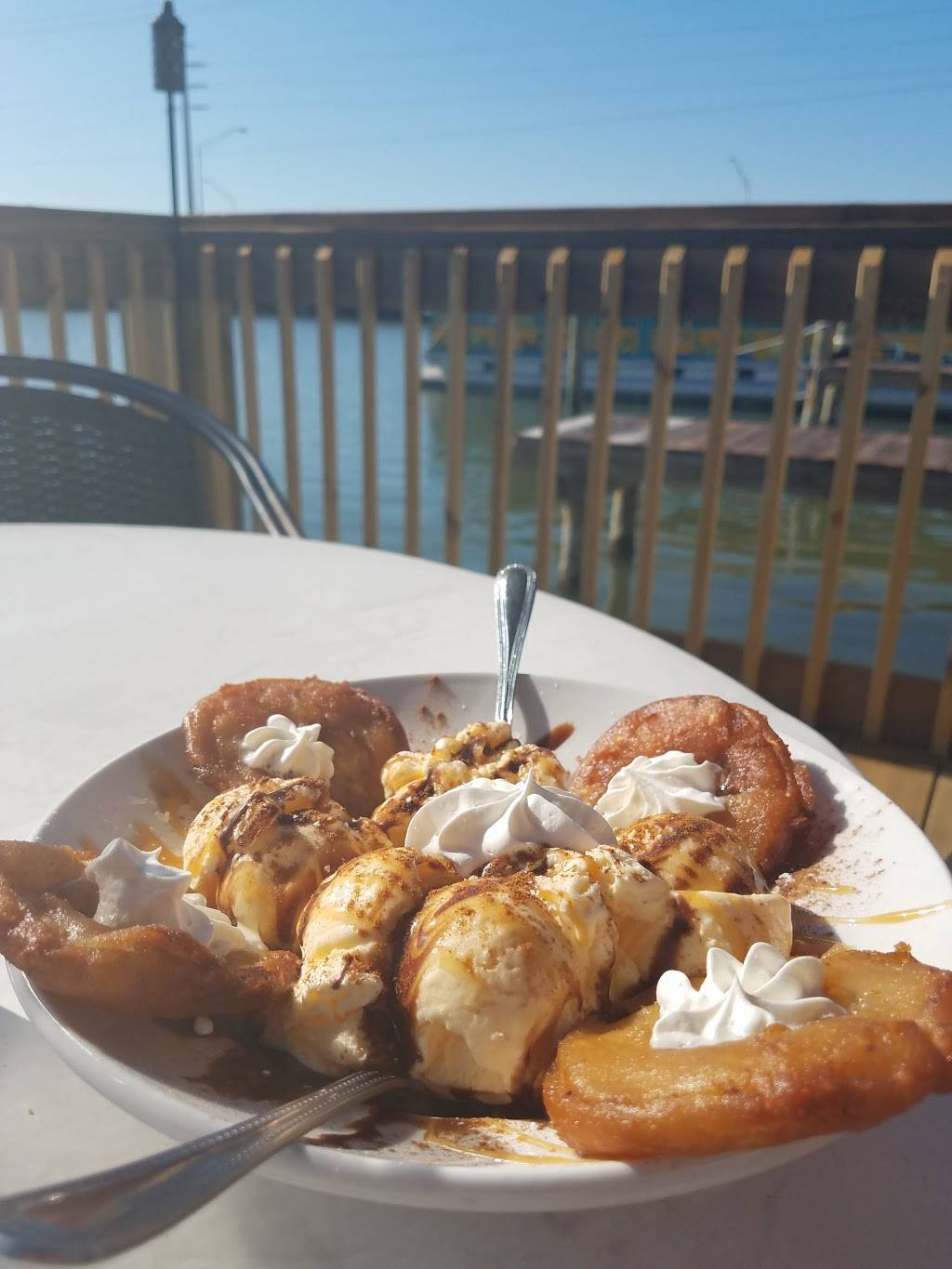 Sunset Waterfront Grill & Bar | restaurant | 500 W Cocoa Beach Causeway, Cocoa Beach, FL 32931, USA | 3217838485 OR +1 321-783-8485