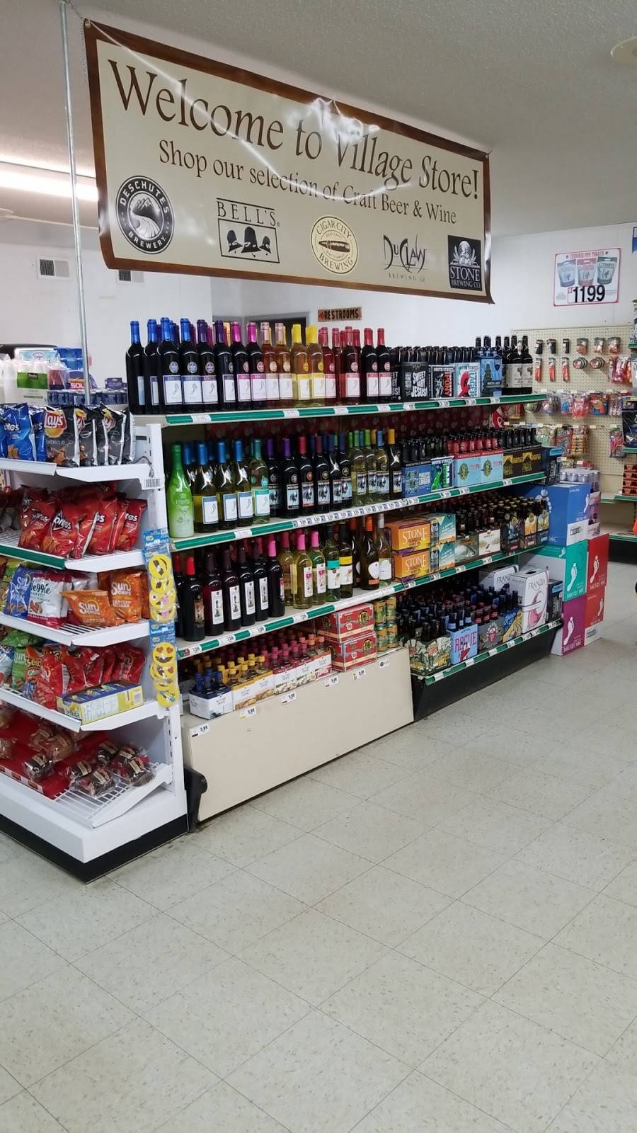 Village Store | restaurant | 22076 US-29, Chatham, VA 24531, USA | 4346563343 OR +1 434-656-3343