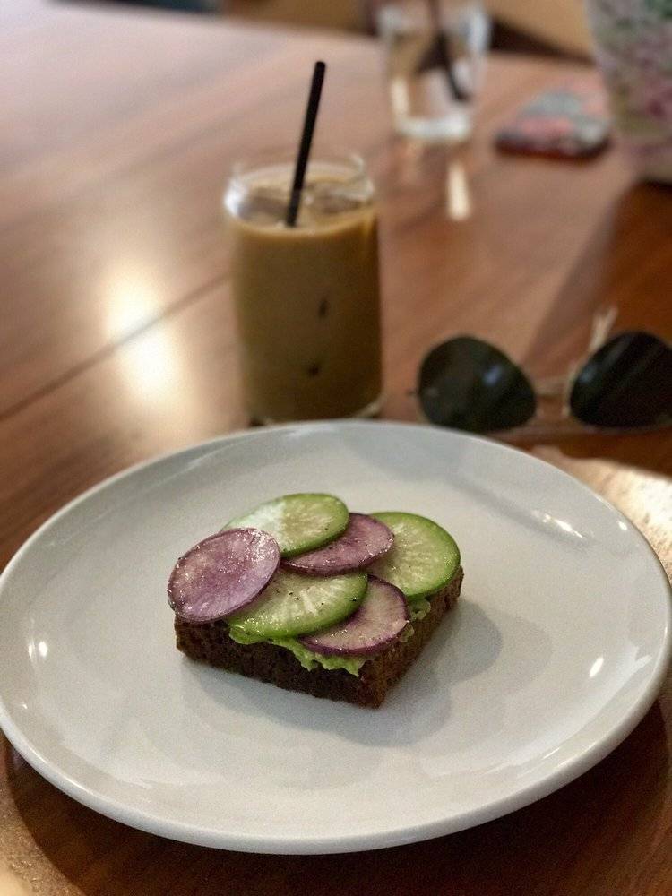 Zion Coffee Bar | cafe | 803 SW Adams St, Peoria, IL 61602, USA | 6304252600 OR +1 630-425-2600