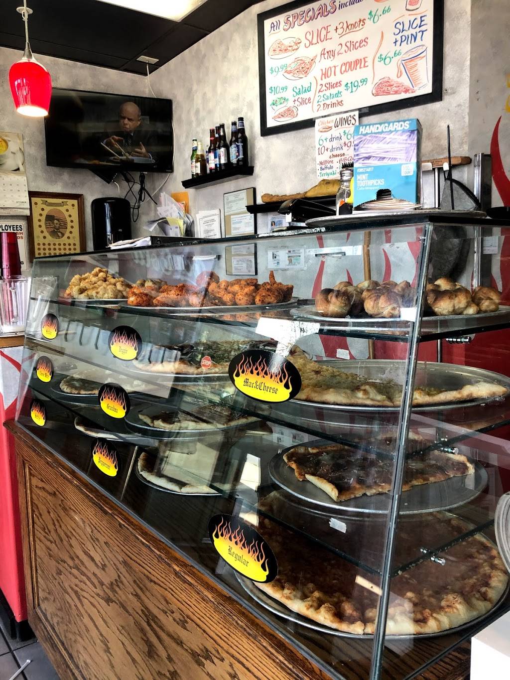 Ruffranos Hells Kitchen Pizza Colorado Springs | meal delivery | 1670 E Cheyenne Mountain Blvd E, Colorado Springs, CO 80906, USA | 7195764355 OR +1 719-576-4355