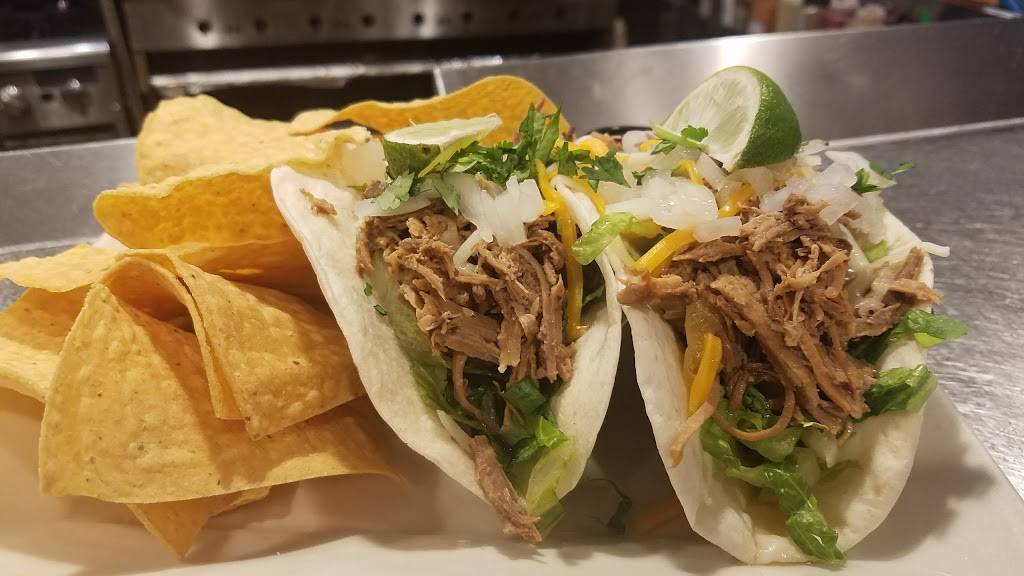 Agave Kitchen | restaurant | 501 2nd St, Hudson, WI 54016, USA | 7153810099 OR +1 715-381-0099