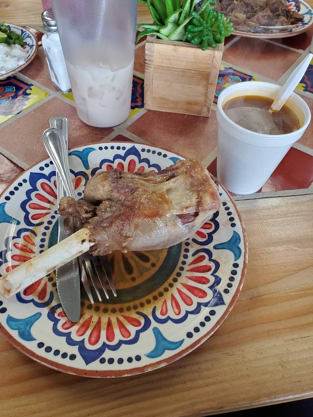 El Chivito Birrieria | restaurant | 1530 W 6th St #107, Corona, CA 92882, USA | 9515318100 OR +1 951-531-8100