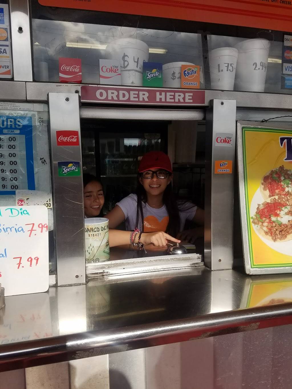 Terraza Tequila | restaurant | 4356 Slauson Ave, Maywood, CA 90270, USA | 3235372501 OR +1 323-537-2501