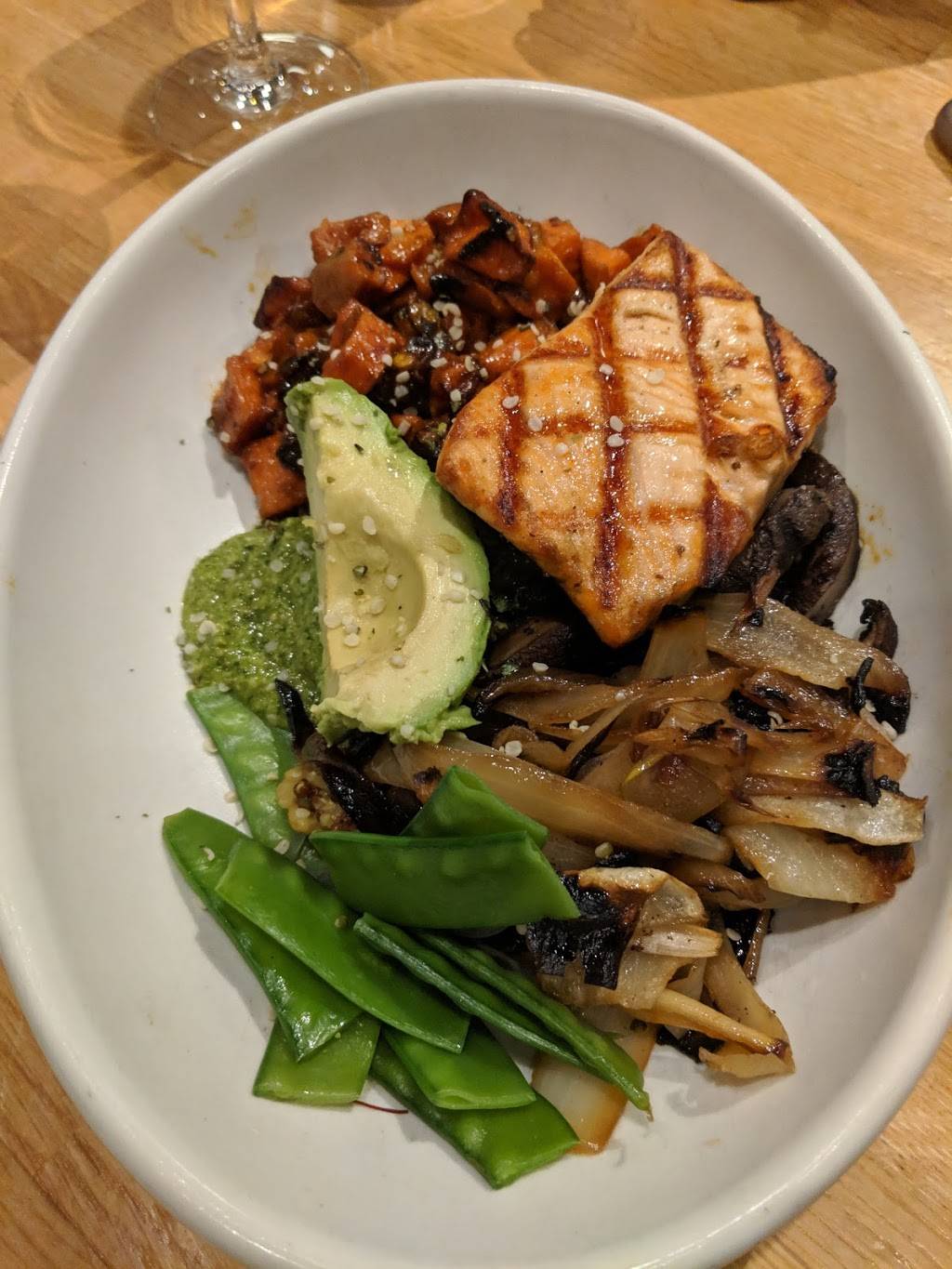 True Food Kitchen | restaurant | 2502 E Camelback Rd Suite 135, Phoenix, AZ 85016, USA | 6027743488 OR +1 602-774-3488