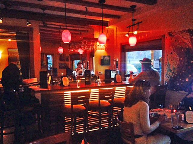 Canyon Bistro & Wine Bar | restaurant | 120 N Topanga Canyon Blvd #119, Topanga, CA 90290, USA | 3104557800 OR +1 310-455-7800