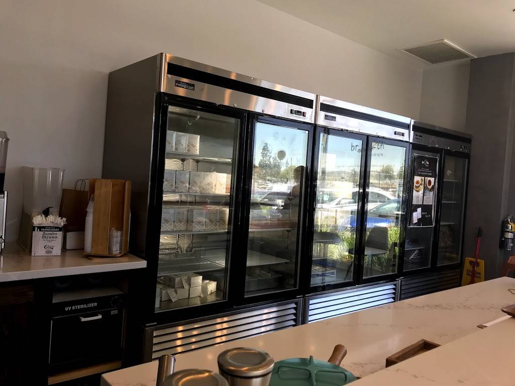 Broth 好湯慢慢 | restaurant | 20265 Valley Blvd Suite# S, Walnut, CA 91789, USA | 9095985980 OR +1 909-598-5980