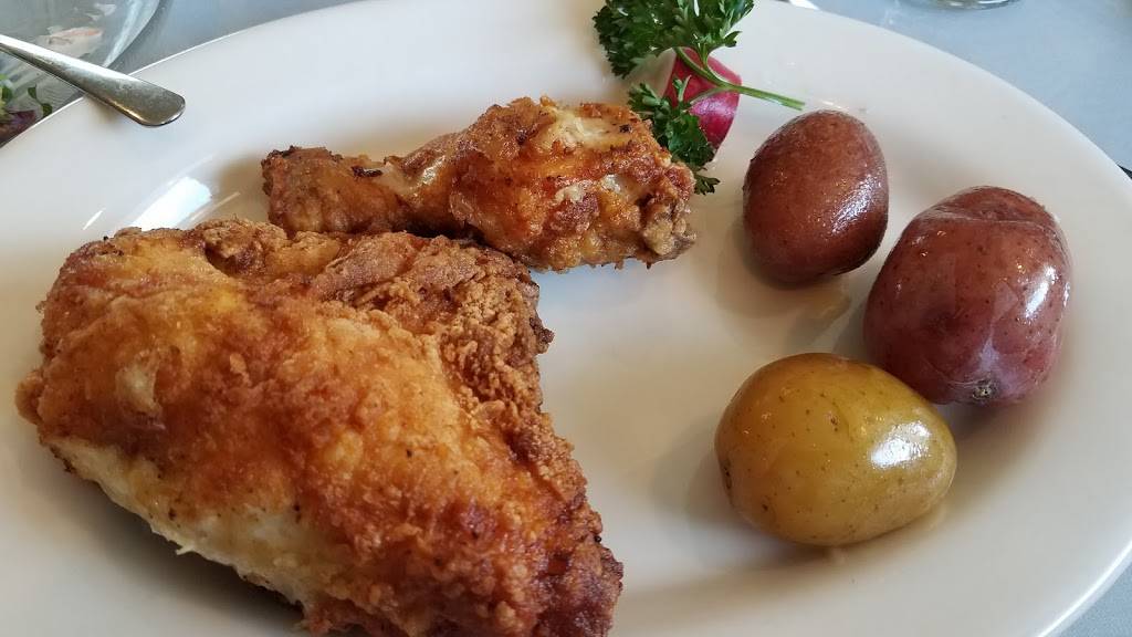 The Mill Supper Club | restaurant | 4128 State Highway 42, WI-57, Sturgeon Bay, WI 54235, USA | 9207435044 OR +1 920-743-5044