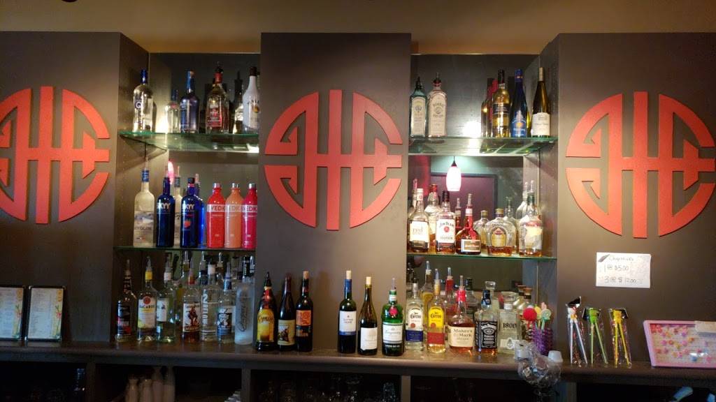 Fuji Asian Bistro | restaurant | 6801 Dixie Hwy Ste 102, Louisville, KY 40258, USA | 5029370488 OR +1 502-937-0488