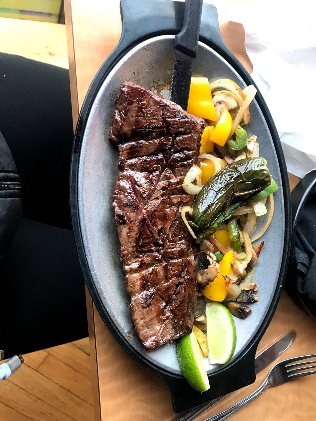 Cesars Killer Margaritas - Broadway | restaurant | 2924 N Broadway, Chicago, IL 60657, USA | 7732969097 OR +1 773-296-9097