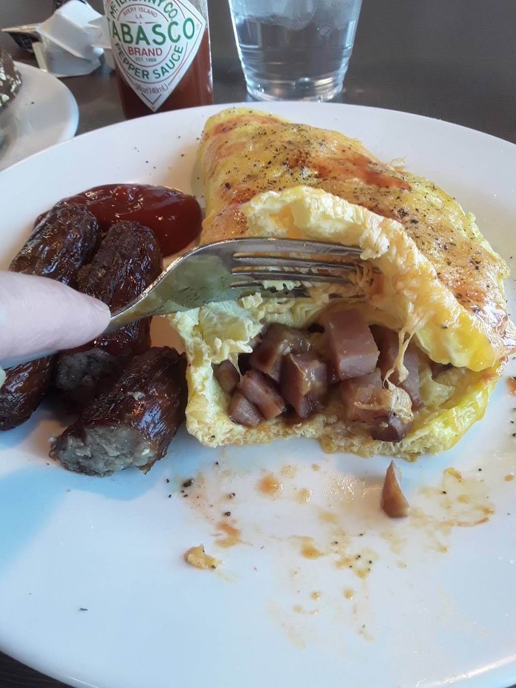 Hy-Vee Market Grille Express | restaurant | 1125 N Dodge St, Iowa City, IA 52245, USA | 3193549223 OR +1 319-354-9223