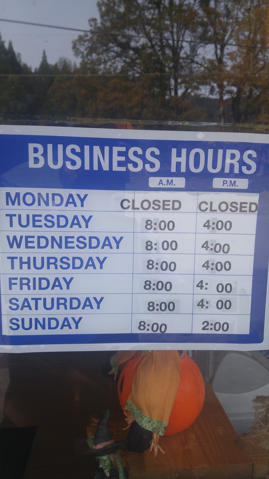 Gorge Restaurant & Lounge | restaurant | 2651 Mill Creek Dr, Prospect, OR 97536, USA | 5415603774 OR +1 541-560-3774