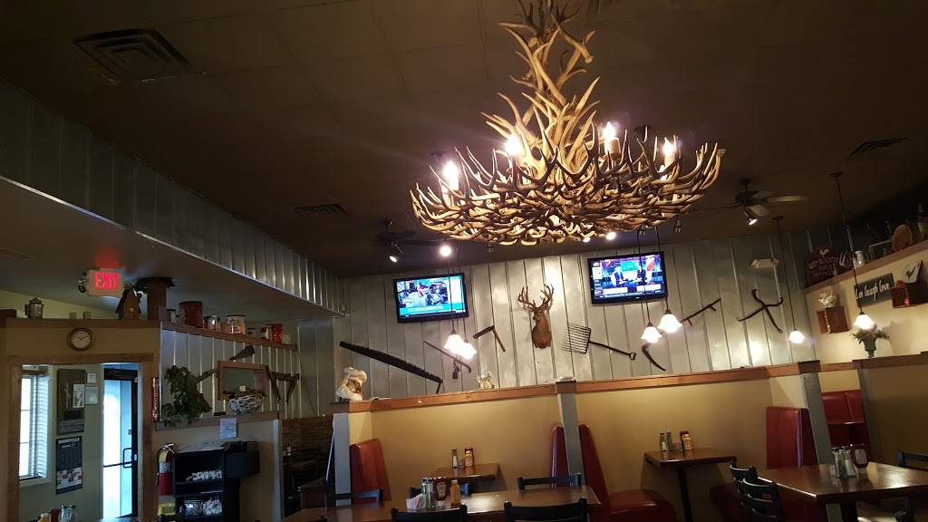 Double Ds Restaurant | restaurant | 1206 E Main St, Boonville, IN 47601, USA | 8128978813 OR +1 812-897-8813