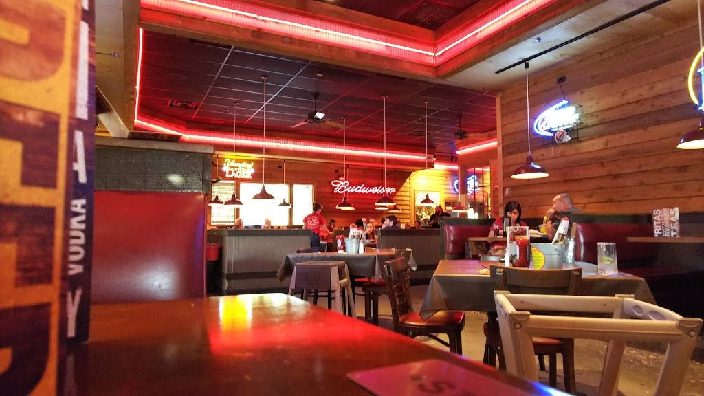 Logans Roadhouse | restaurant | 2315 Beltline Rd SW, Decatur, AL 35603, USA | 2564322746 OR +1 256-432-2746