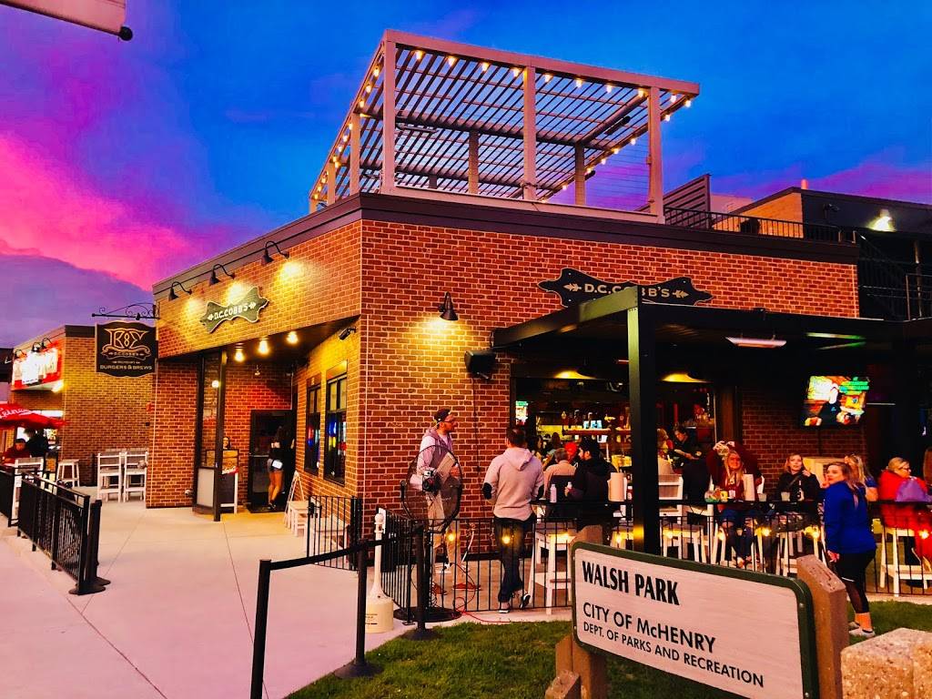 D.C. Cobbs McHenry | restaurant | 1204 N Green St, McHenry, IL 60050, USA | 8153222010 OR +1 815-322-2010