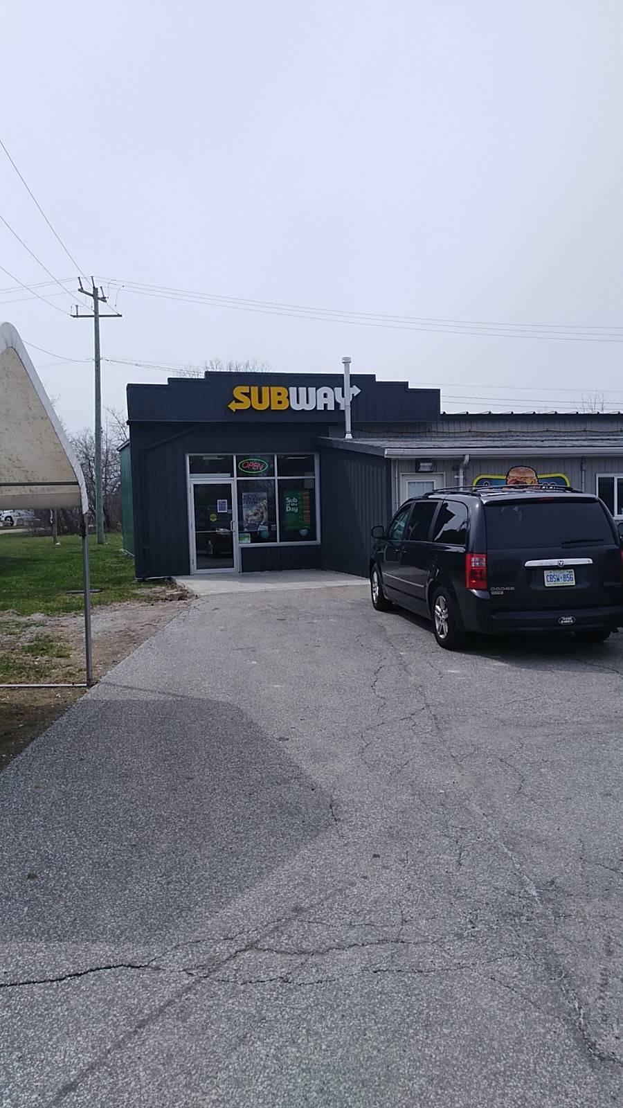 Subway | restaurant | 357 Queen St, Harrow, ON N0R 1G0, Canada | 5197380278 OR +1 519-738-0278
