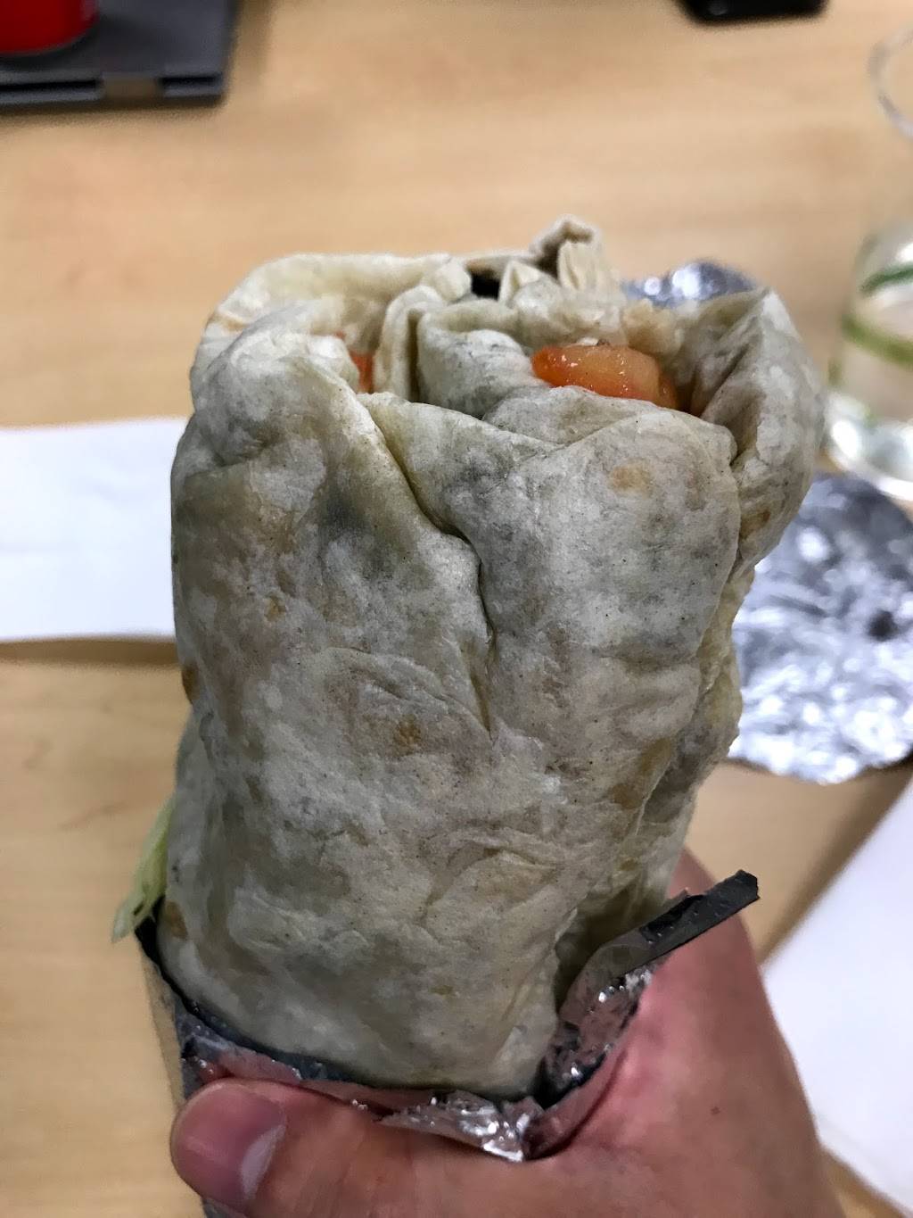 Fistful of Tacos | meal takeaway | 201 Harrison St C2, San Francisco, CA 94105, USA | 4154004780 OR +1 415-400-4780