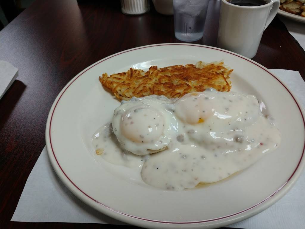 Fillin Station | restaurant | 2400 Washington Rd, Washington, IL 61571, USA | 3097179069 OR +1 309-717-9069