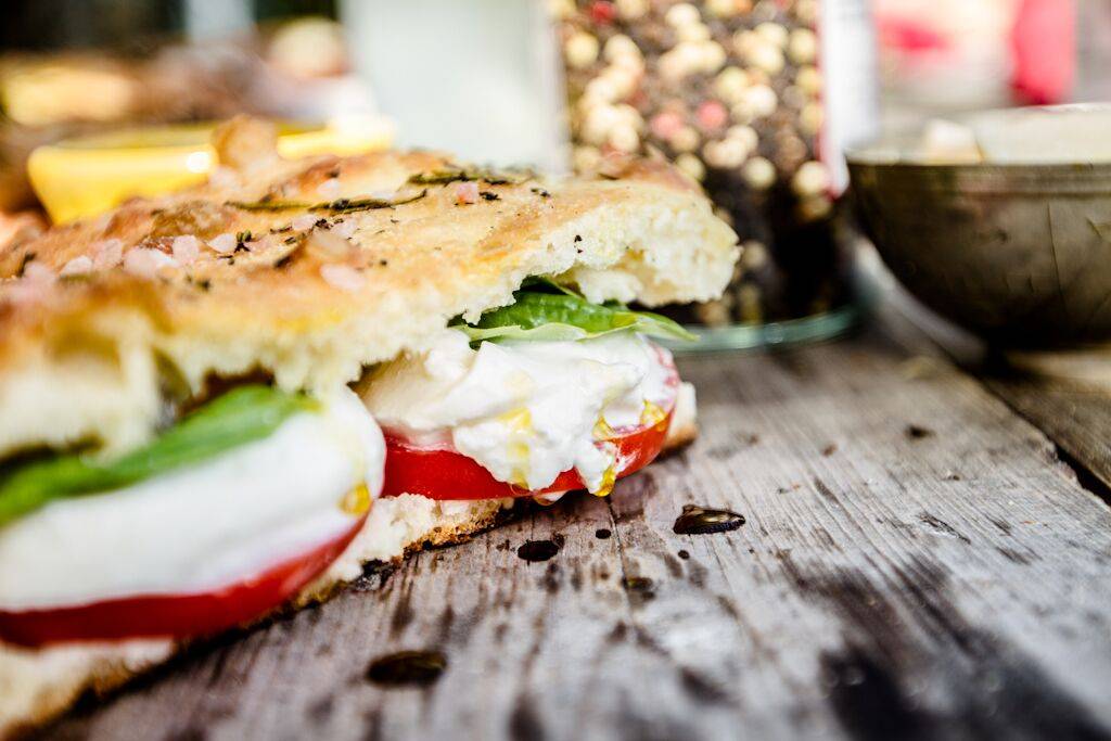 Napizza | meal takeaway | 1702 India St, San Diego, CA 92101, USA | 6196960802 OR +1 619-696-0802