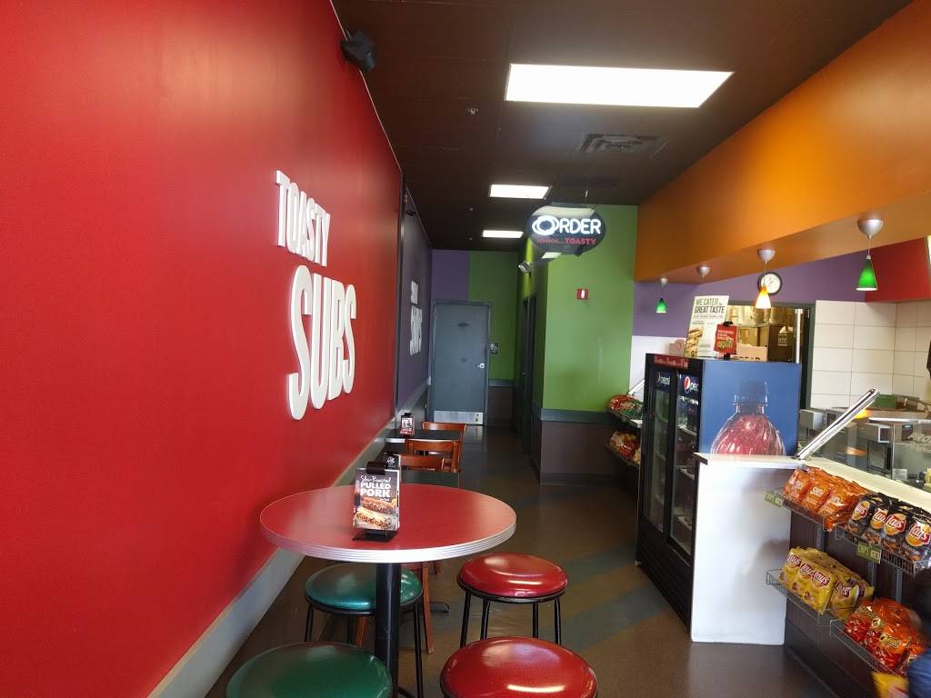Quiznos | restaurant | 1156 W Maple Ave, Mundelein, IL 60060, USA | 8478370500 OR +1 847-837-0500