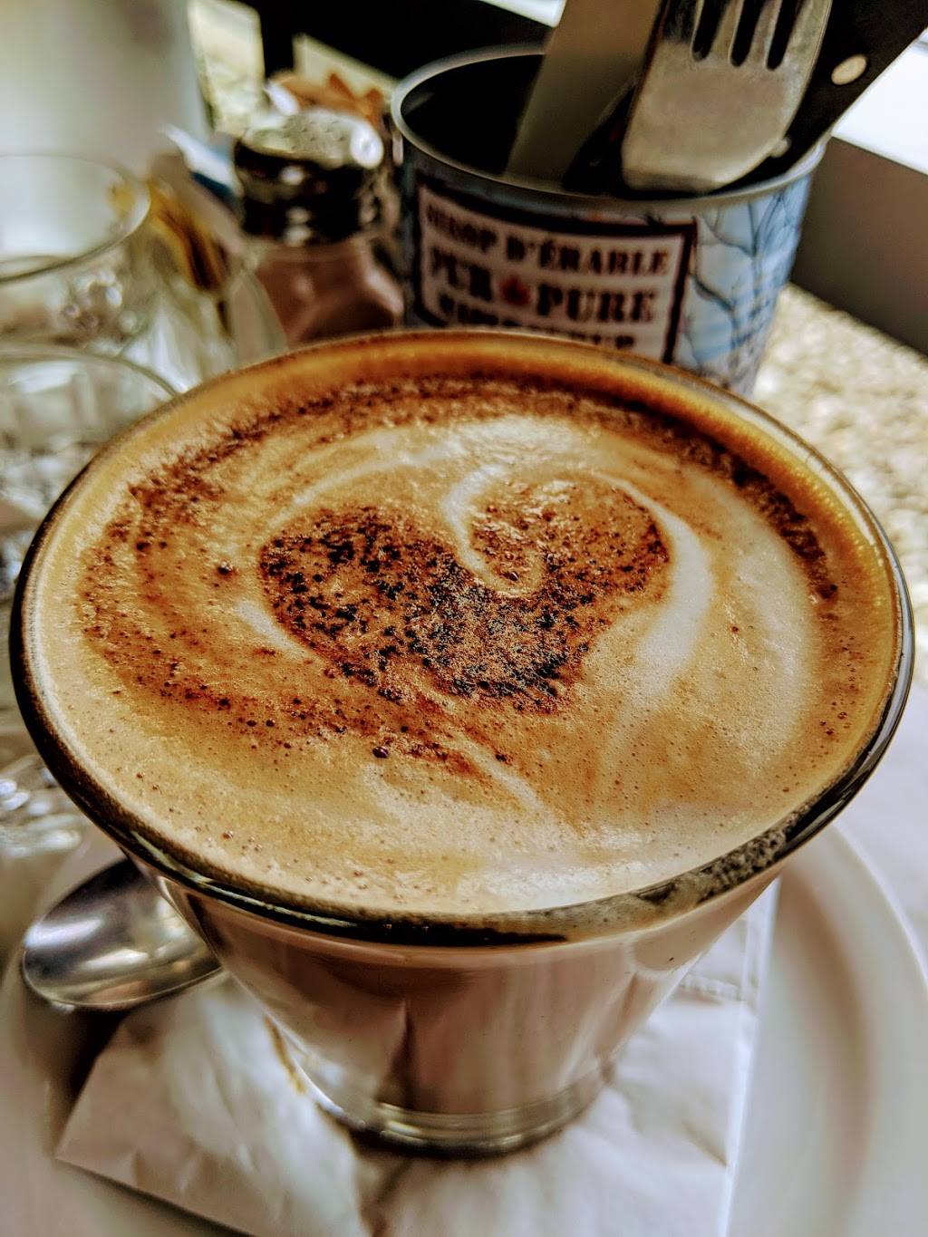 Restaurant LAvenue | restaurant | 1180 Place Nobel, Boucherville, QC J4B 5L2, Canada | 4508571270 OR +1 450-857-1270