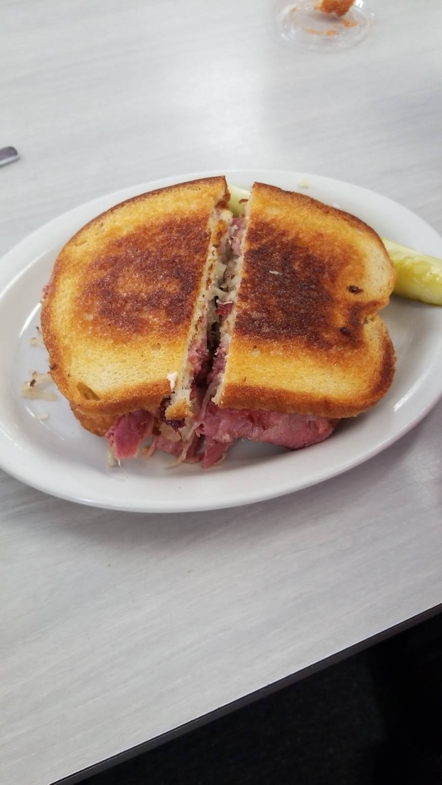 Sunnys Coney Island & Family Restaurant | restaurant | 31290 Ecorse Rd, Romulus, MI 48174, USA | 7345950700 OR +1 734-595-0700