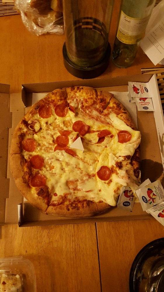 Angelinas Pizzeria | restaurant | 7790 W Cheyenne Ave, Las Vegas, NV 89129, USA | 7024633500 OR +1 702-463-3500