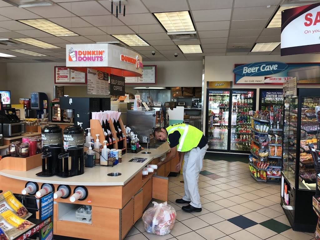 Dunkin Donuts | bakery | 1508 79th Street Causeway, North Bay Village, FL 33141, USA | 3058683747 OR +1 305-868-3747