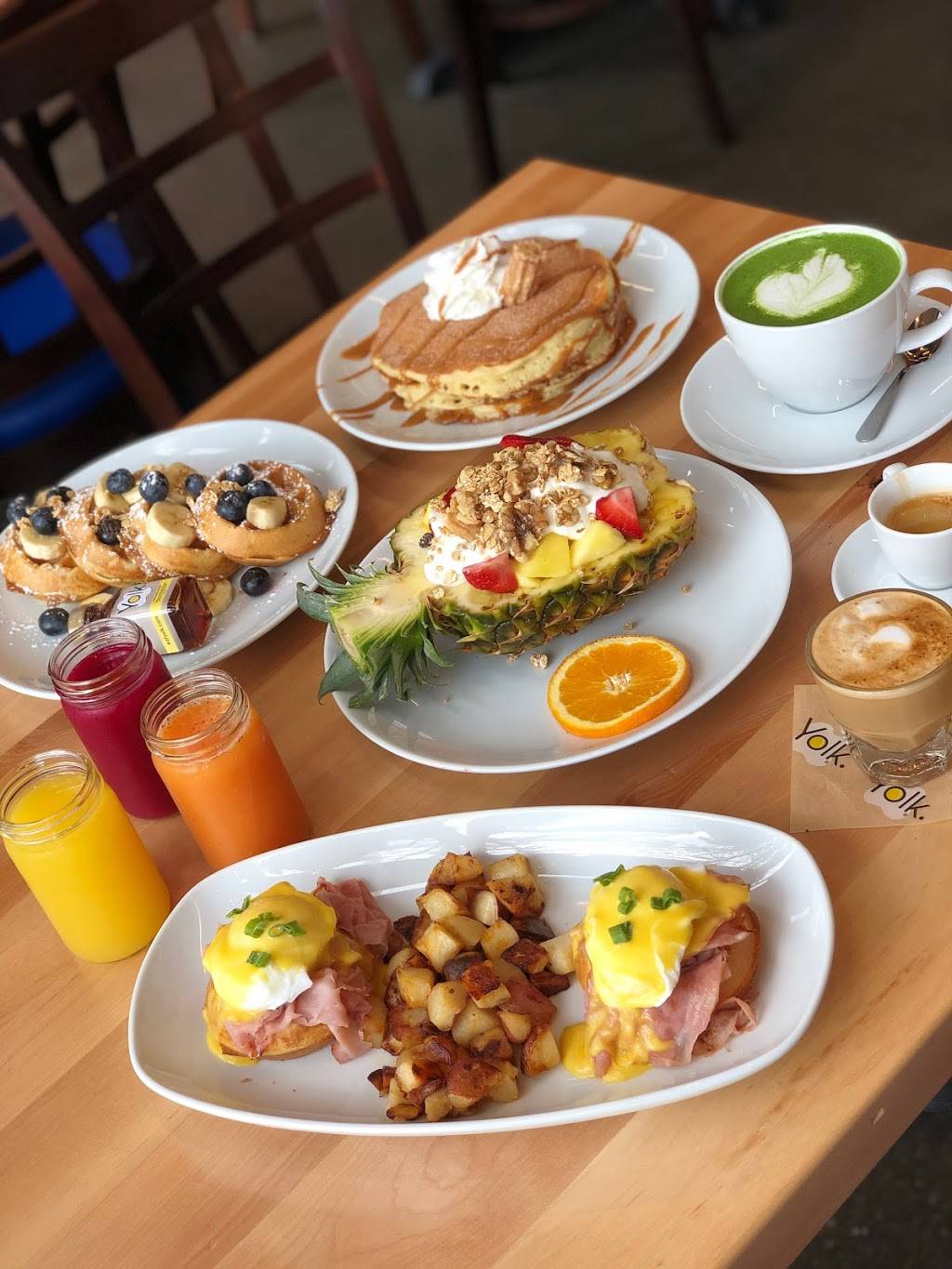 Yolk - Monument Circle | cafe | 111 Monument Circle #100 Corner of Pennsylvania &, E Ohio St, Indianapolis, IN 46204, USA | 3179833222 OR +1 317-983-3222