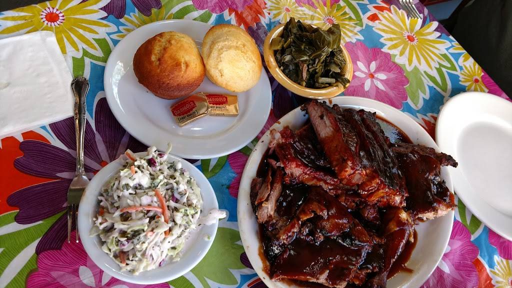 Everett & Jones Barbeque | restaurant | 126 Broadway, Oakland, CA 94607, USA | 5106632350 OR +1 510-663-2350