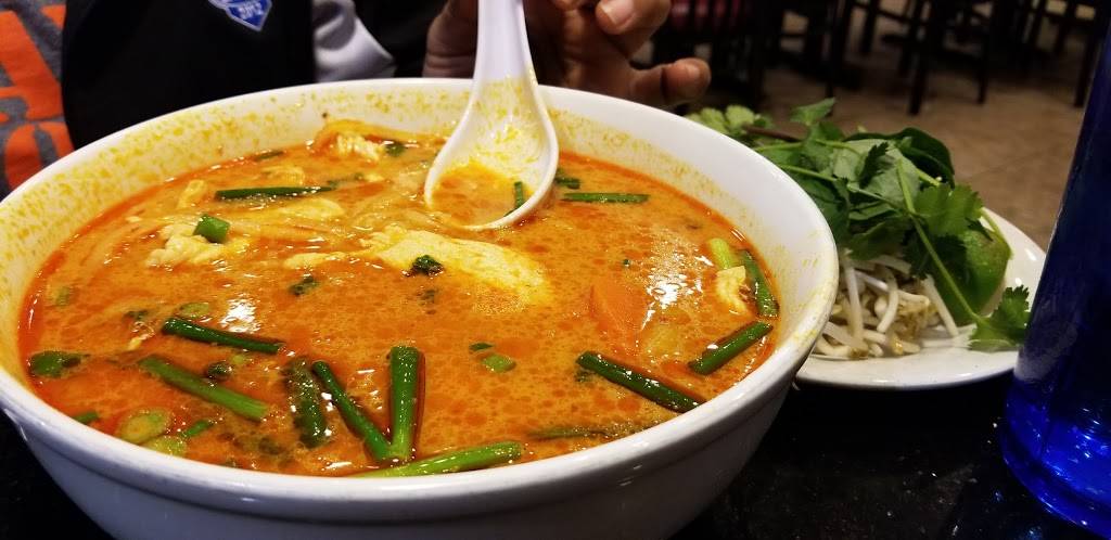 Pho Xpress | restaurant | 310 E Round Grove Rd #100, Lewisville, TX 75067, USA | 4697633299 OR +1 469-763-3299