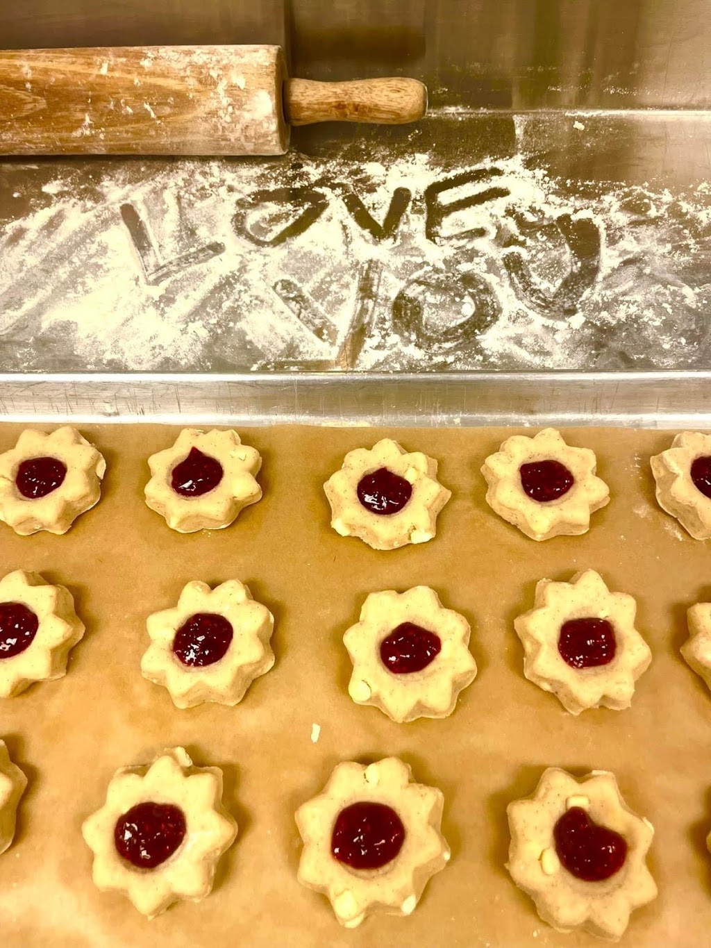 Just Delicious Scones | bakery | 28750 Utica Rd, Roseville, MI 48066, USA | 5868996023 OR +1 586-899-6023