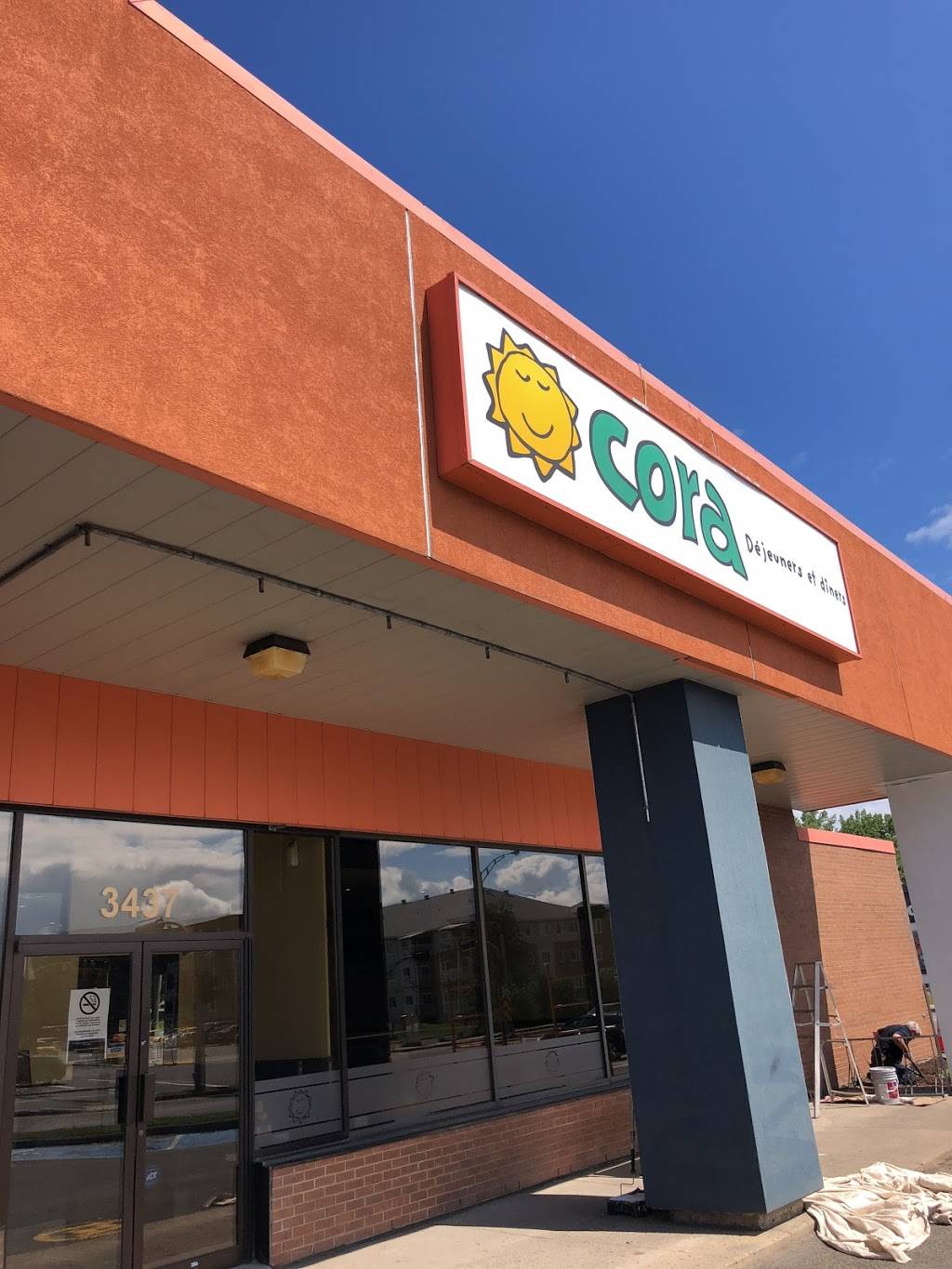 Cora Déjeuners | restaurant | 3437 Boulevard Sainte-Anne, Québec, QC G1E 3L4, Canada | 4186636767 OR +1 418-663-6767